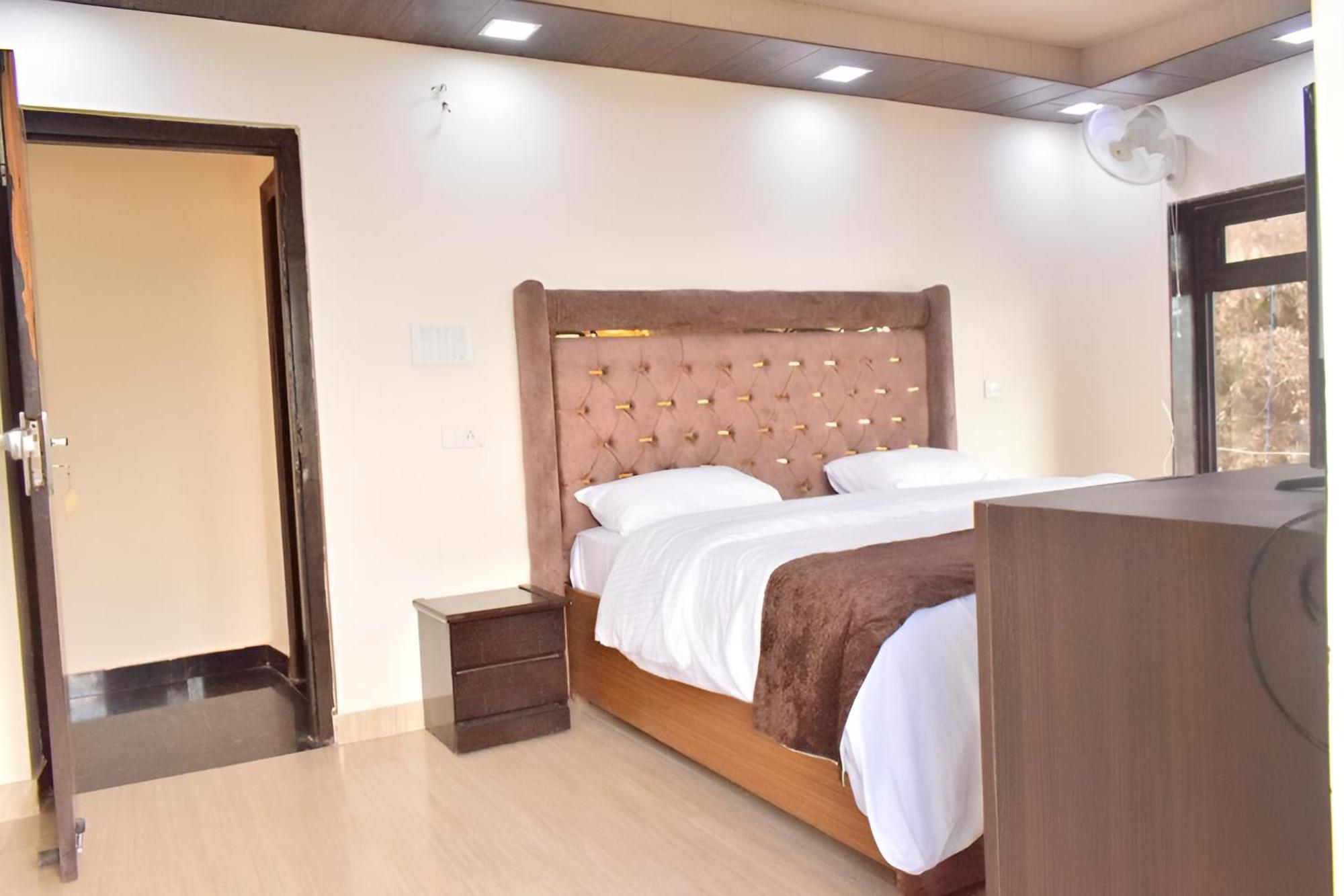 Rudhraksh Villa 4Br- Perfect Vacay Villa Mussoorie Dış mekan fotoğraf